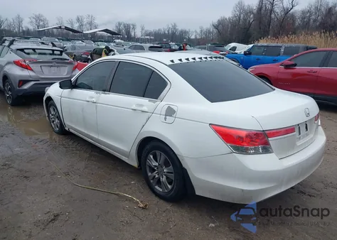 2011 Honda Accord 2.4 Se from USA, damaged, VIN 1HGCP2F68BA143650